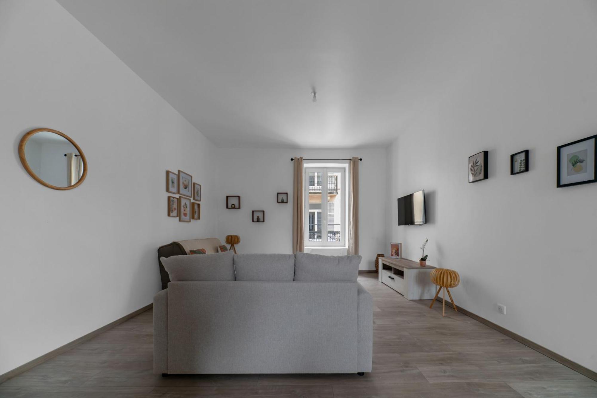 Le Ravy - Appartement Design, 2 Chambres, Centre Ville Vichy Exterior photo